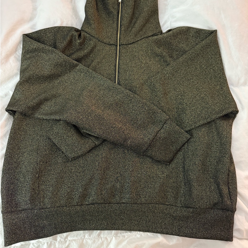 Spanx Brand New AirEssentials Black and Gold Shimmer Half Zip size XL